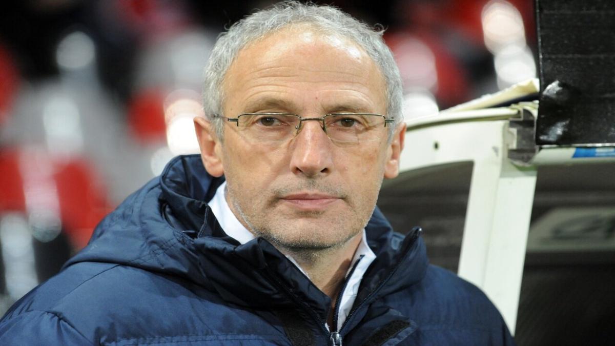 Clermont coach Pascal Gastien